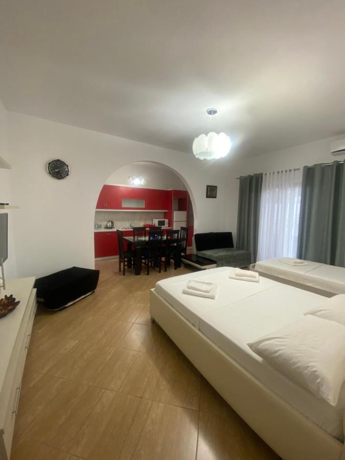 Holiday Home Shahini Ксамил Экстерьер фото