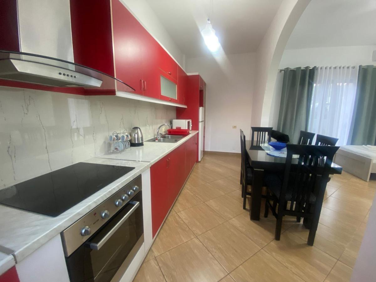 Holiday Home Shahini Ксамил Экстерьер фото